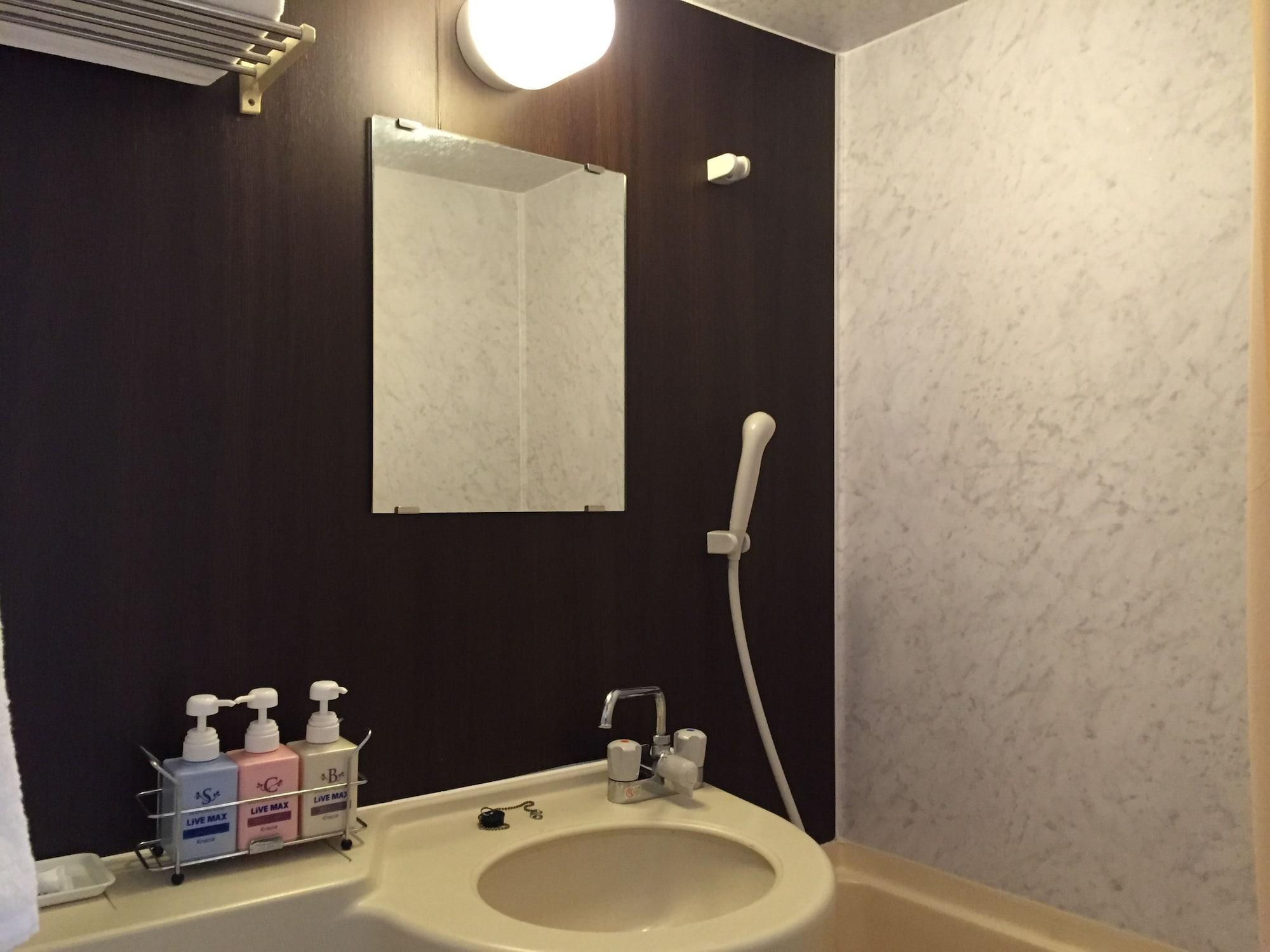 Hotel Livemax Budget Szagamihara Kültér fotó
